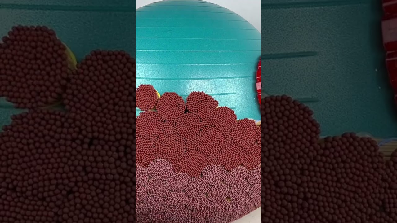 The biggest ball - matches chain reaction !