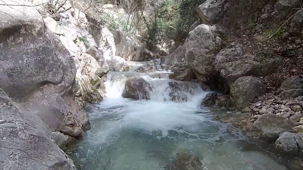 Διάσχιση του ρέματος της Γιαννούλας - Πάρνηθα