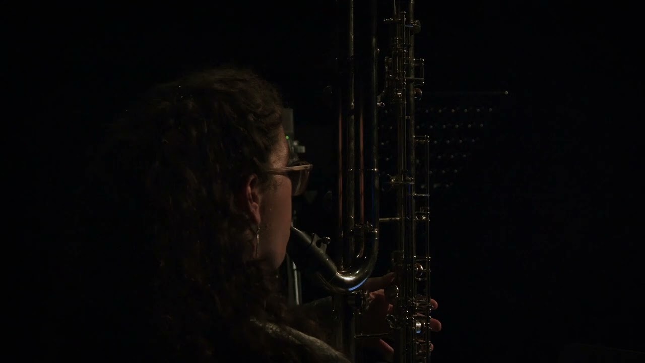 Enno Poppe -  Schlaf for two contrabass clarinets