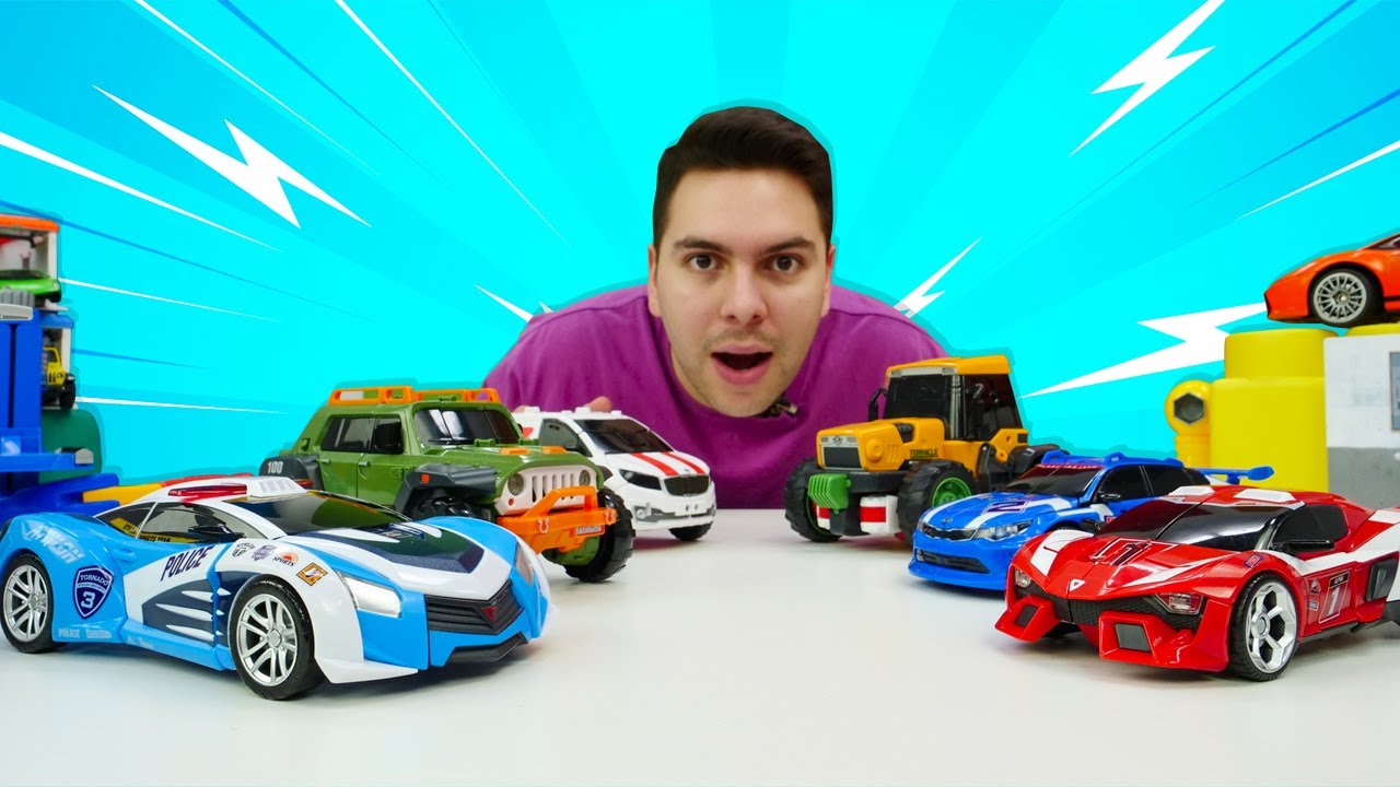¡Transformamos los TOBOTS en coches de carrera! ¡Oh se dañó! Juegos con TOBOTS