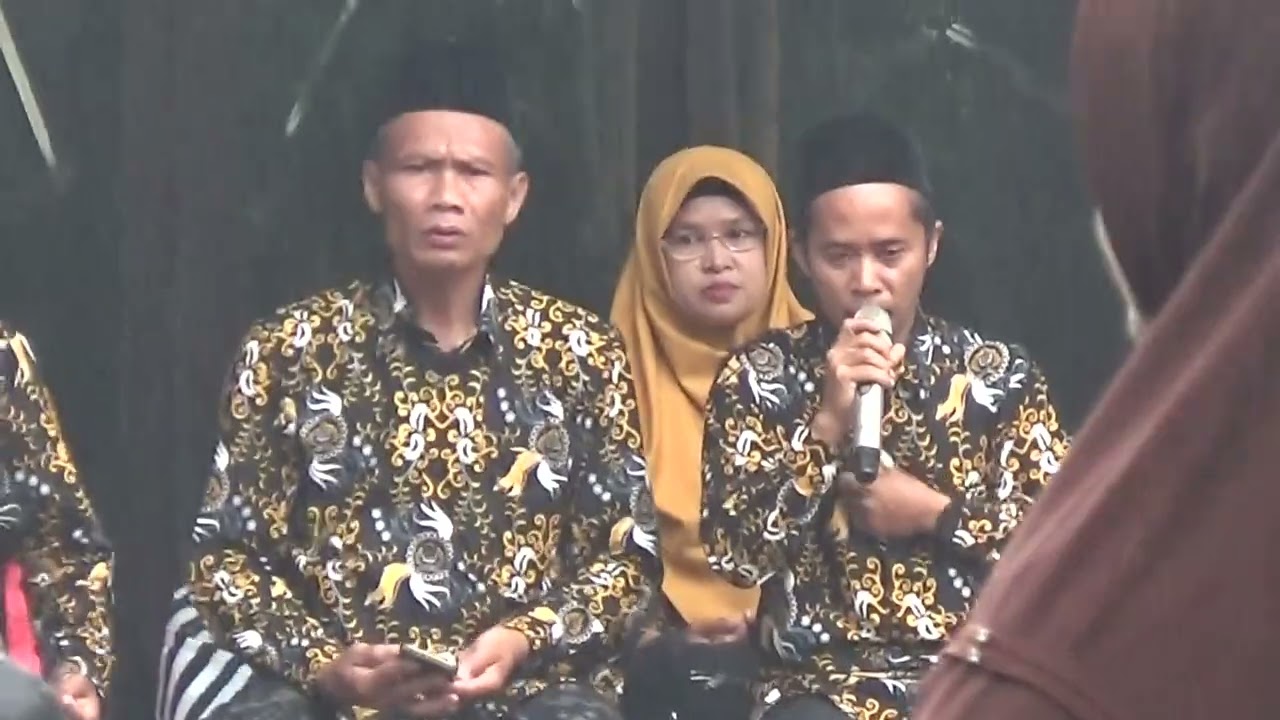 Panjatan doa pemberangkatan pawai ta aruf menyambut bulan Romadhon