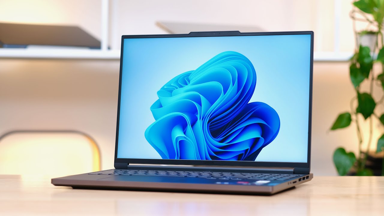 The Best Laptop I've Reviewed: Legion Slim 7 & 7i