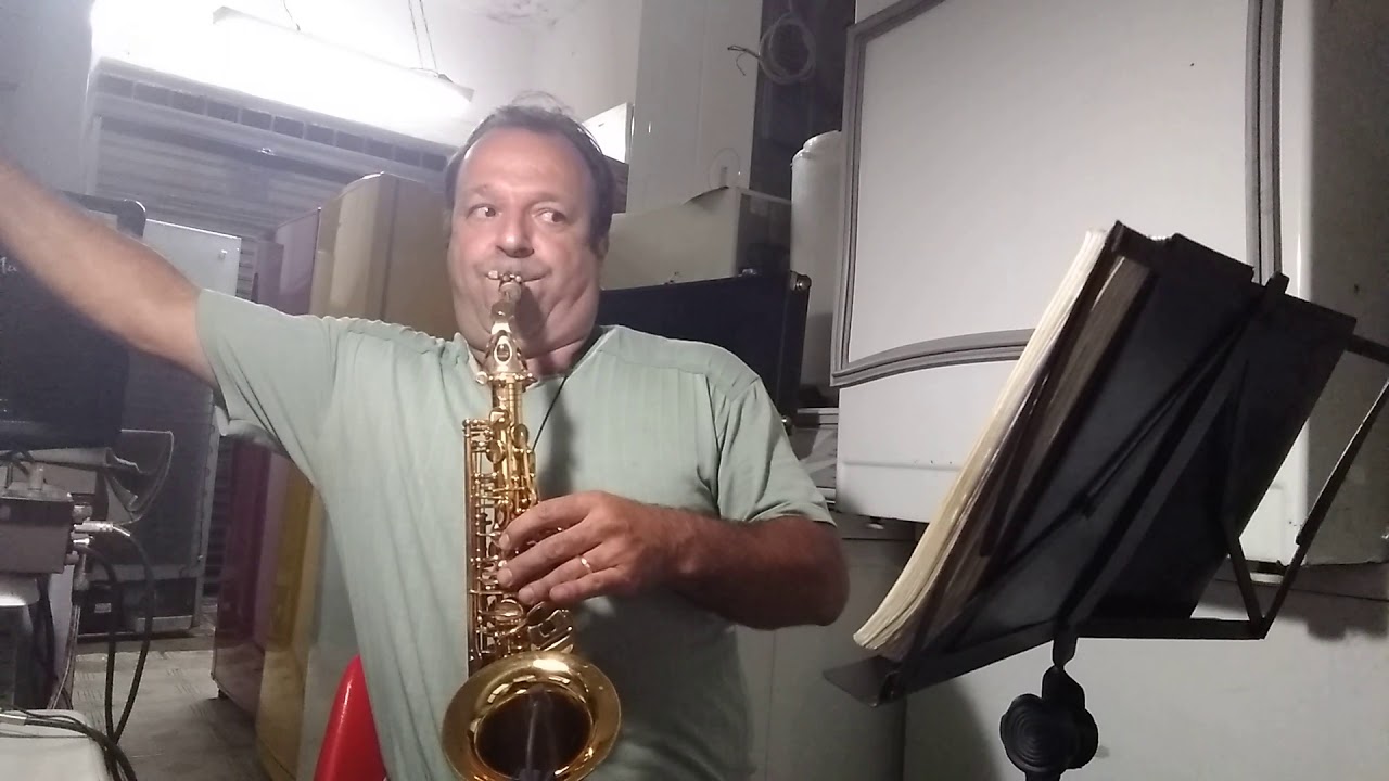 Hino 27 ensaiando no soprano grave