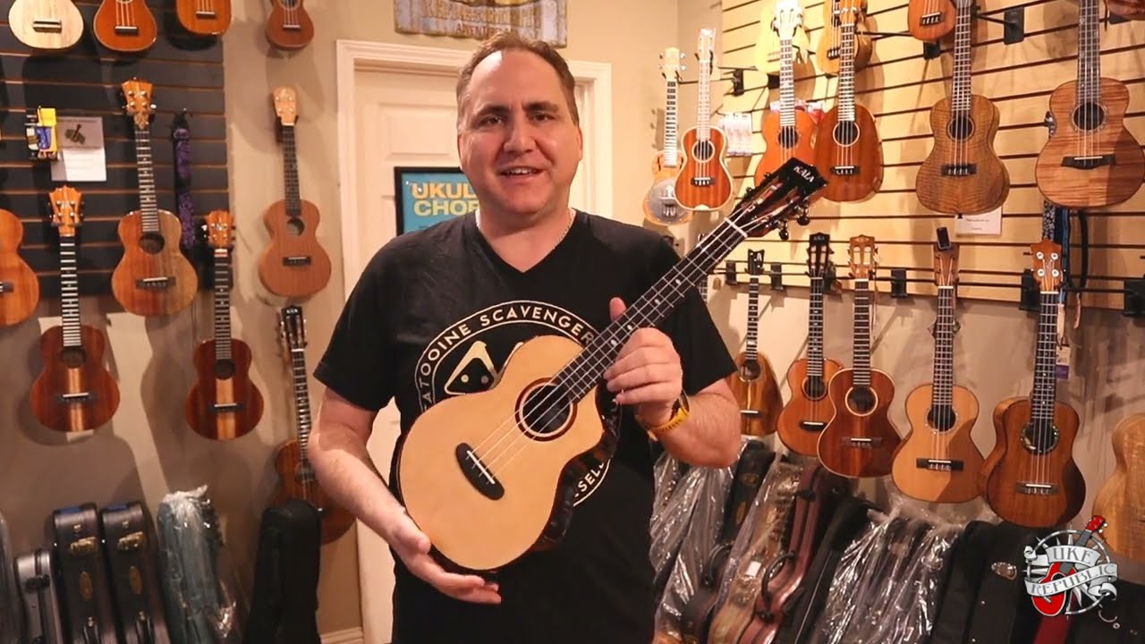 Kala KA-CTSSRW-TGC Solid Spruce/Rosewood Cutaway Tenor Ukulele Demo by UKE Republic
