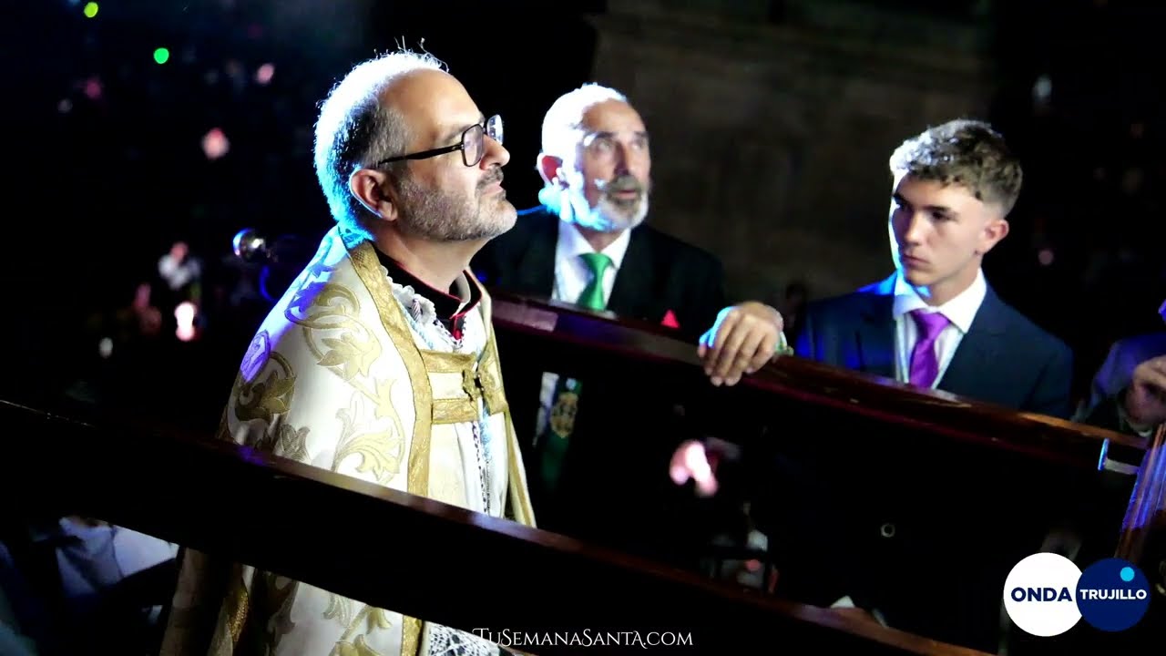 Canto del HIMNO SALVE en Trujillo 2025. Virgen de la Victoria