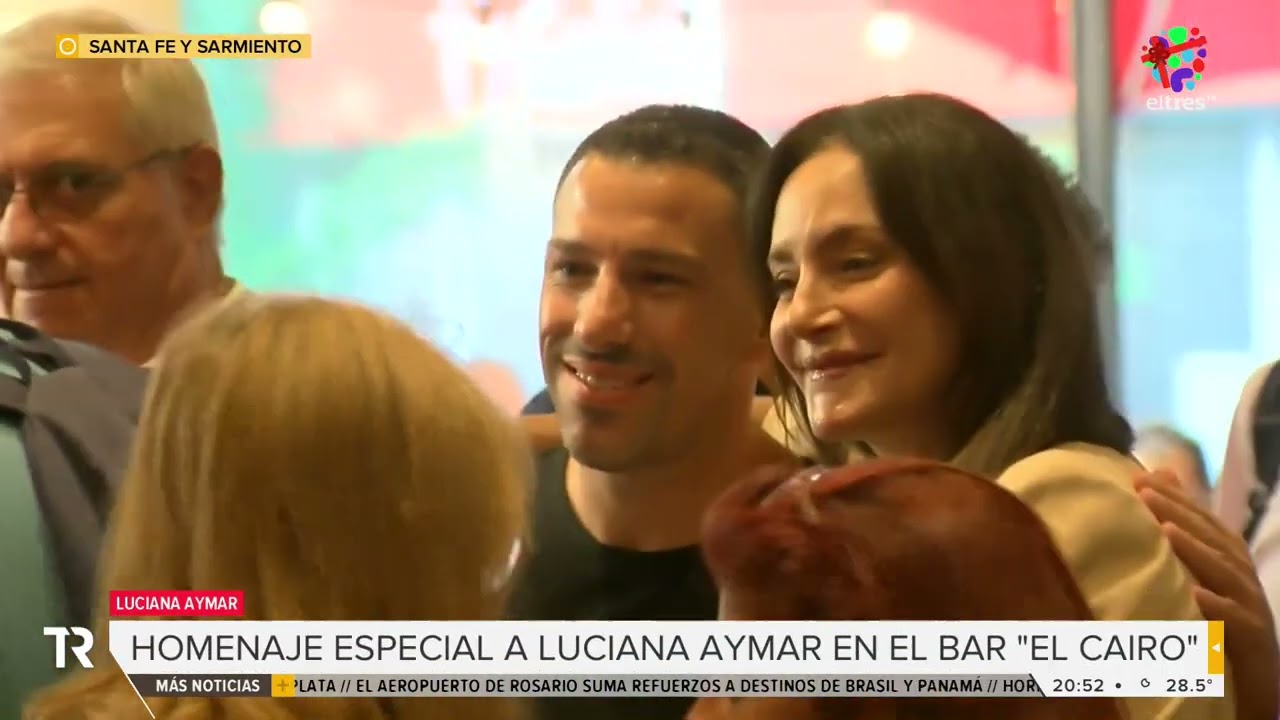 Presentaron una escultura de Luciana Aymar para homenajearla en el bar El Cairo