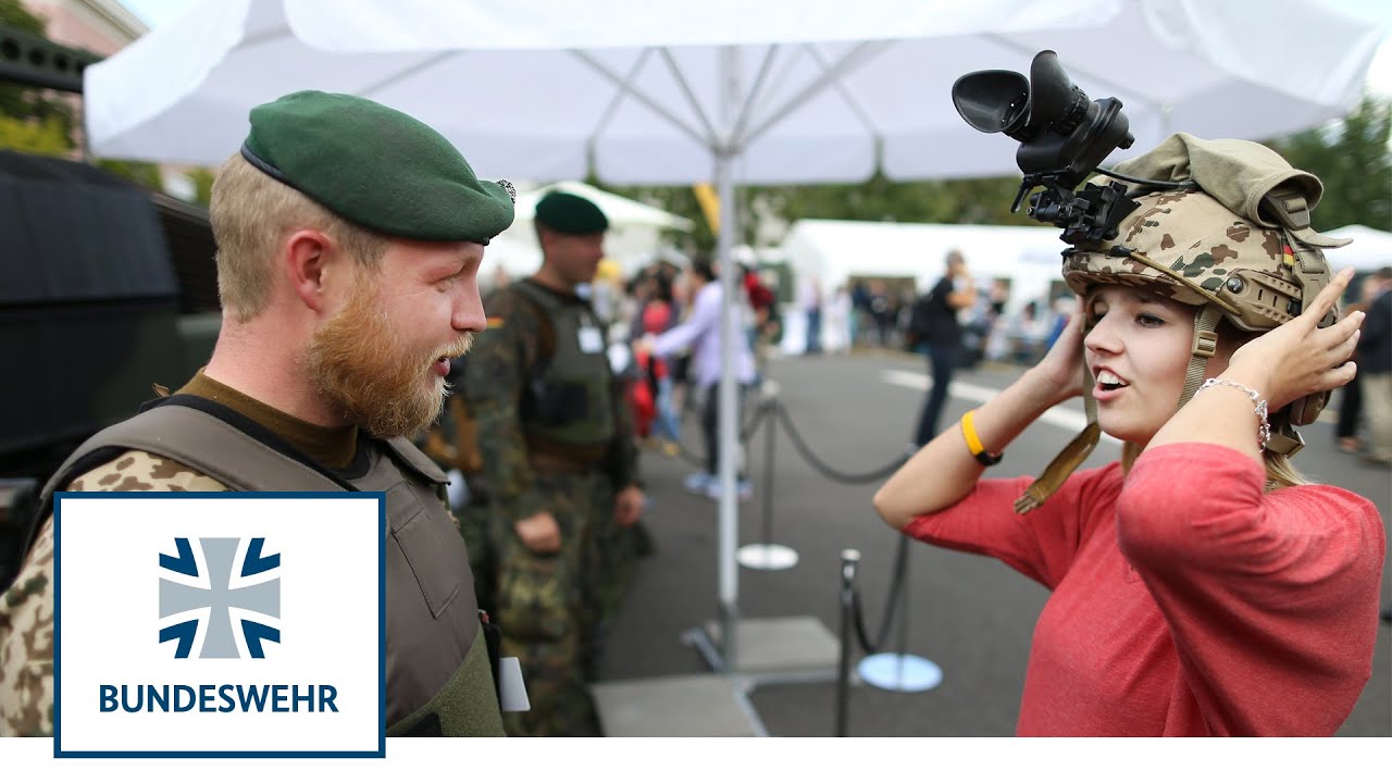 Bundeswehr zum Anfassen - Tag der offenen Tür der Bundesregierung