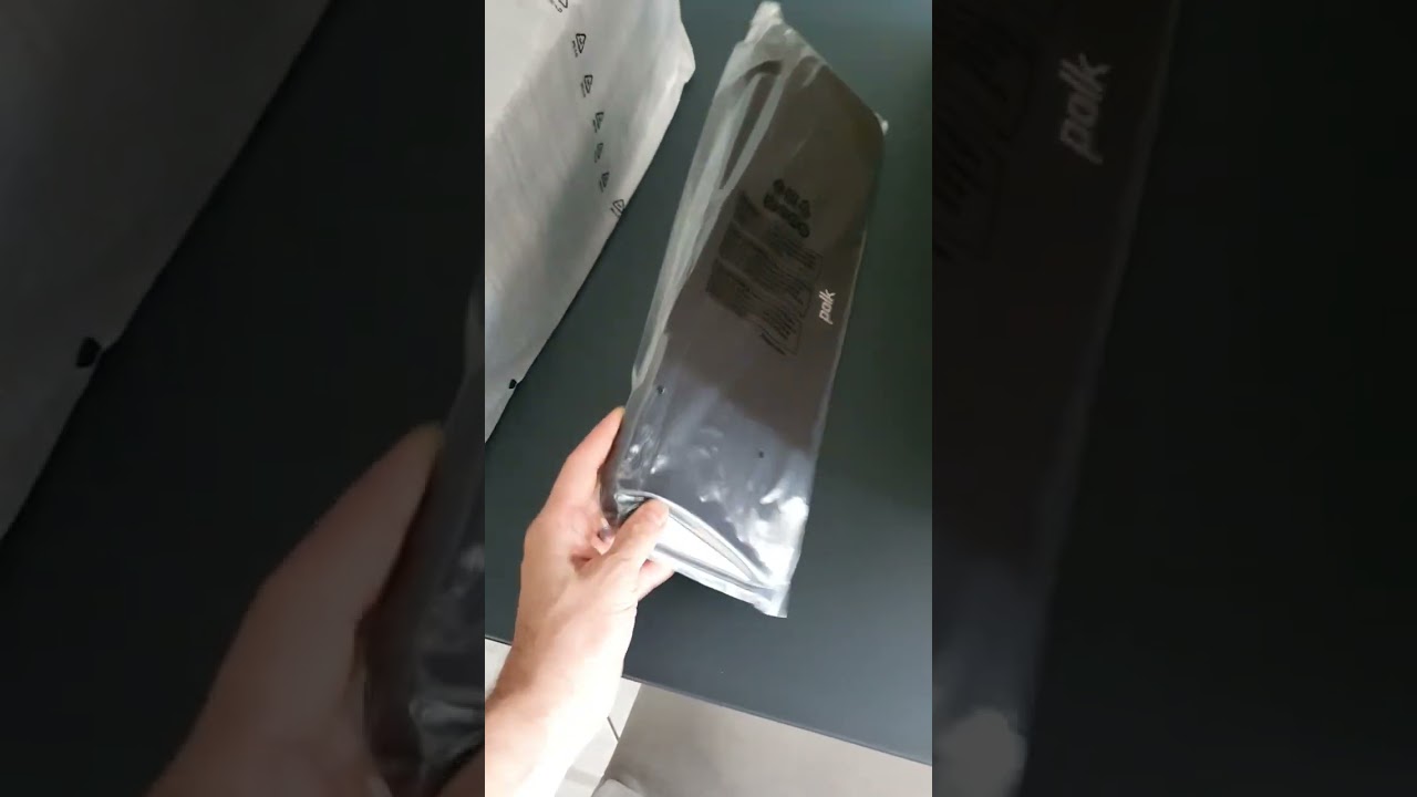 Polk Audio Signature Elite ES30 center  speaker unboxing