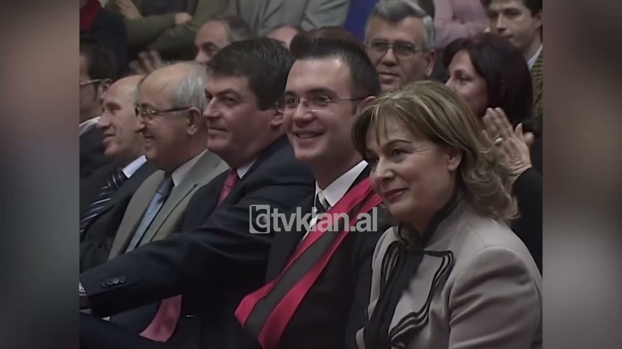 Aktiviteti “Unë e dua Tironën” rikthen Tiranën e vjetër nëpërmjet fotove - (18 Nëntor 2008)