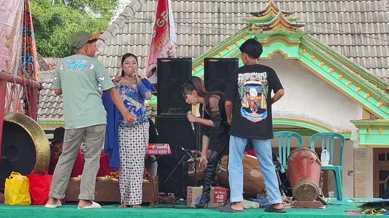 Deby & Candra jaranan cover lagu GERIGIS 