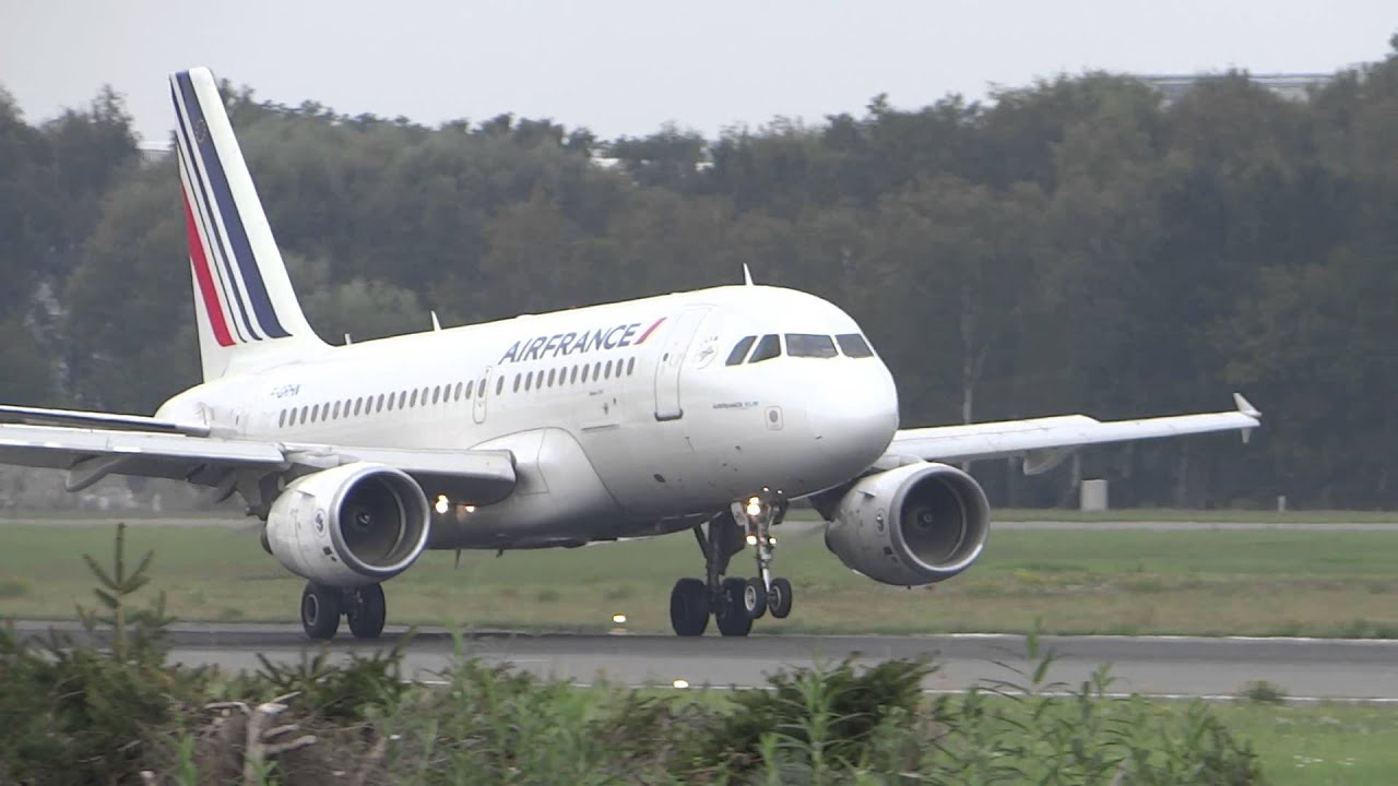 F-GRHN Air France Airbus A319 Landing at Hamburg airport