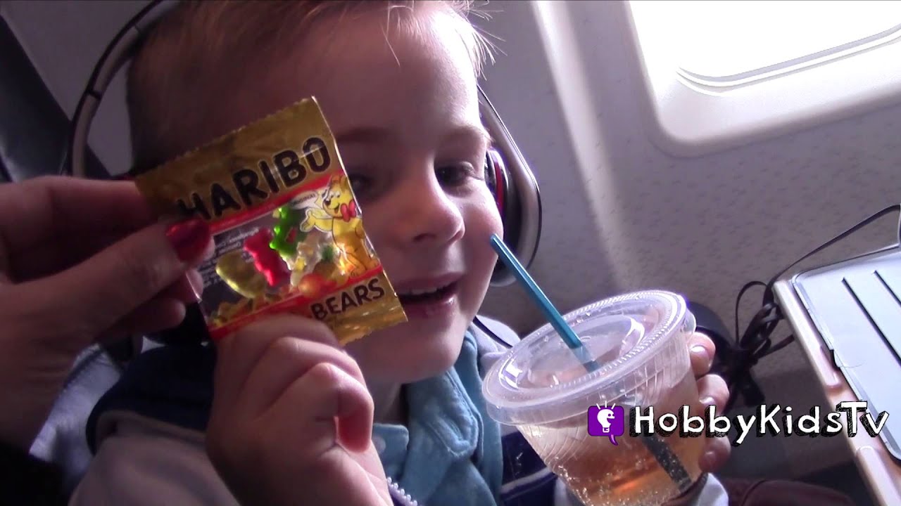 HobbyKids 1st PLANE RIDE to a Snow Vacation