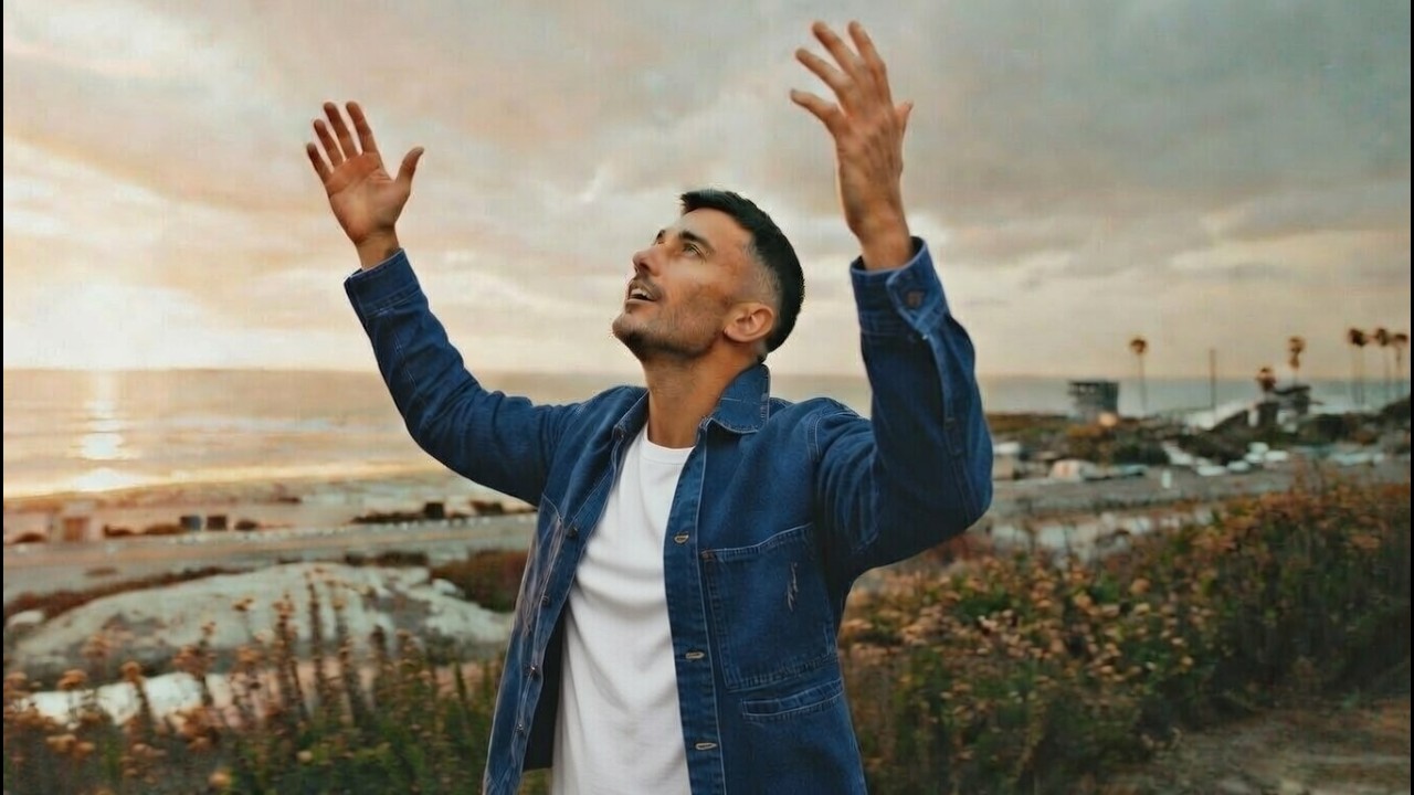 Phil Wickham - We Lift the Name Of Jesus (official lyrical music video )
