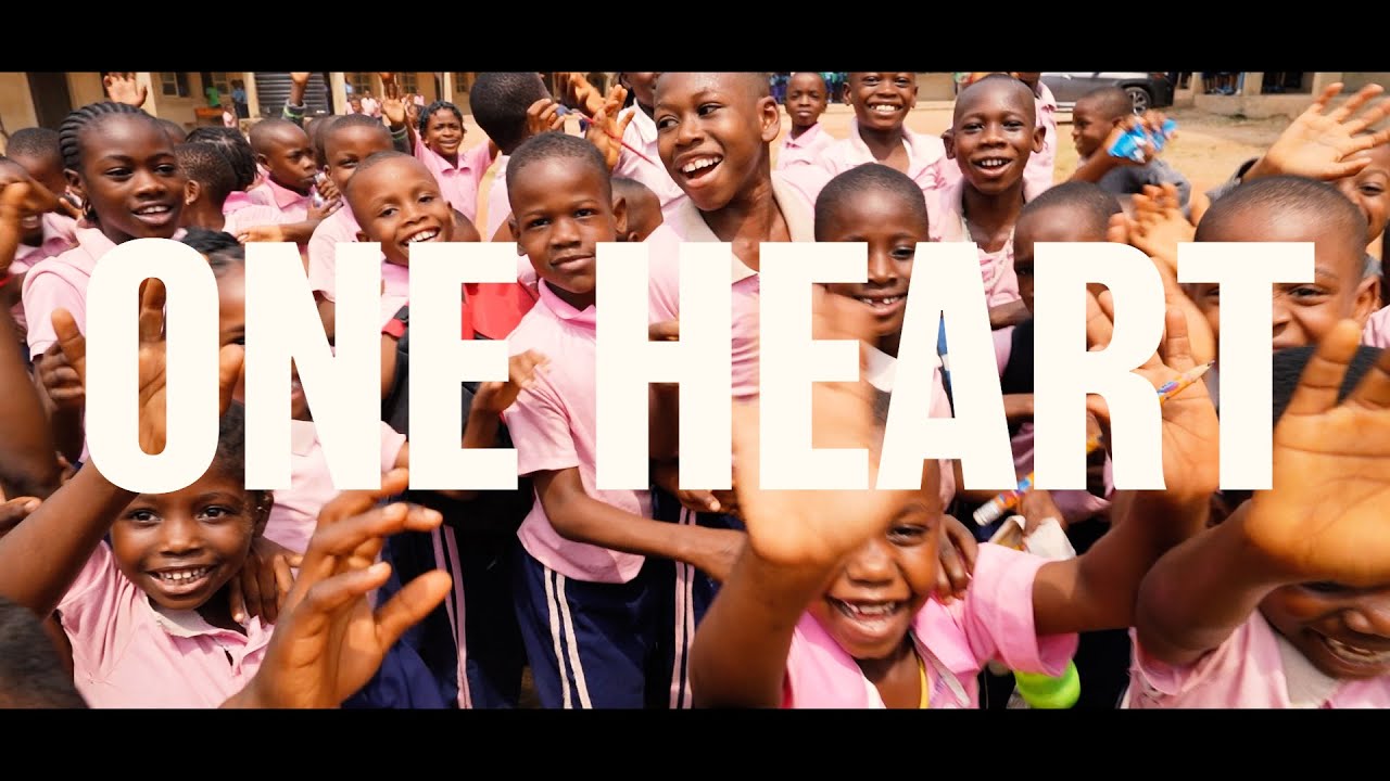 One Heart - Pflegestudentinnen