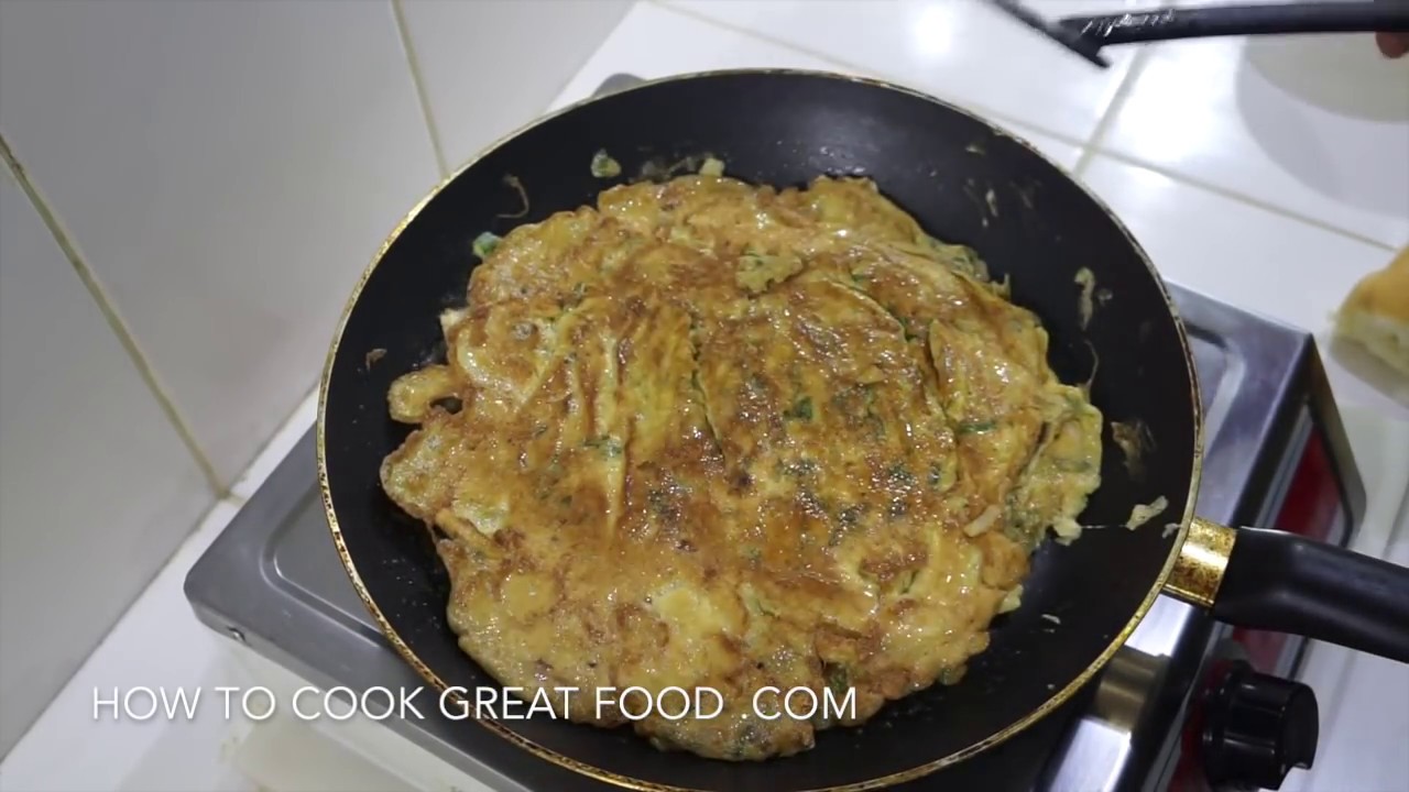 Omelette Pav - Indian Street Food - The Best Egg Sandwich EVER