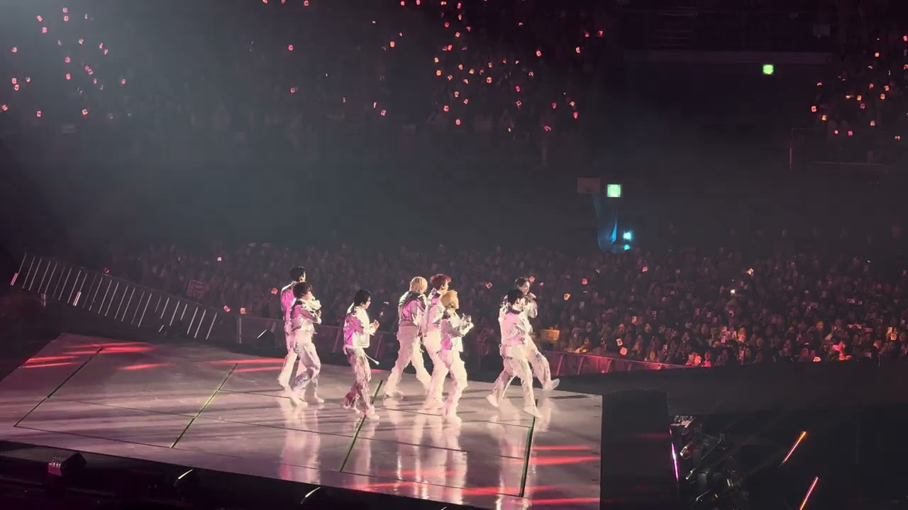 231124 NCT 127 3RD TOUR ‘NEO CITY : SEOUL - THE UNITY’ Parade (Phone cam)
