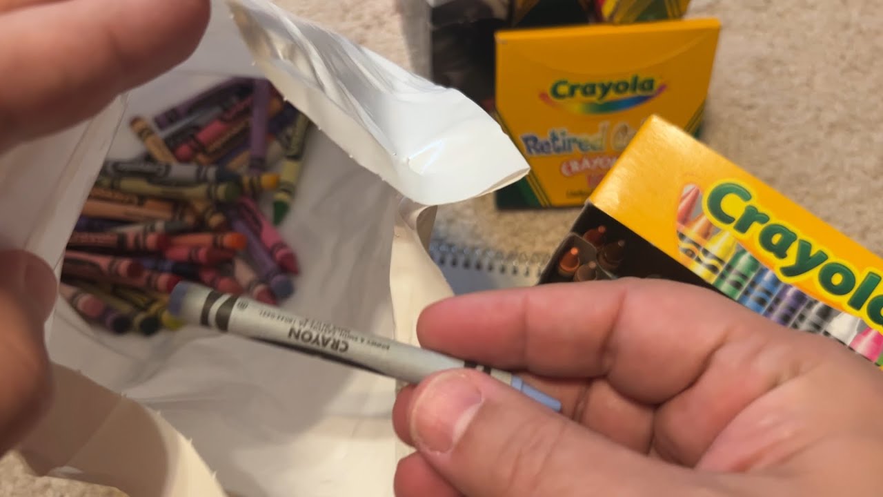 Unintentional ASMR: Rummaging & Sorting Vintage Crayons (1977, 2002, 2025, Star Wars 2009)