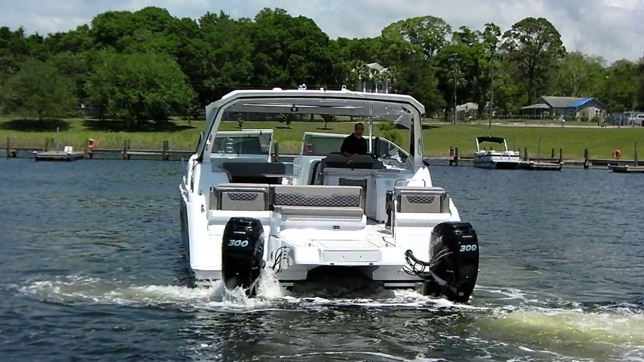 Aquila 36 Mercury Joystick Piloting (JPO) - Docking