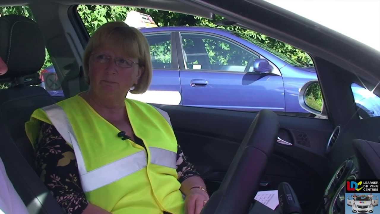 Driving Test - Tell me Q6 How would you make sure the head restraint is correctly adjusted?