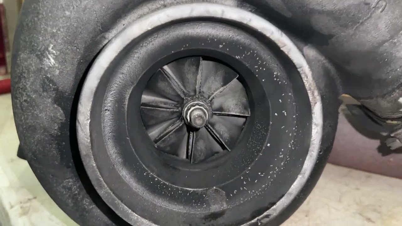 Eagle bus Christmas miracle?  Bad turbo detroit diesel 6v92TA