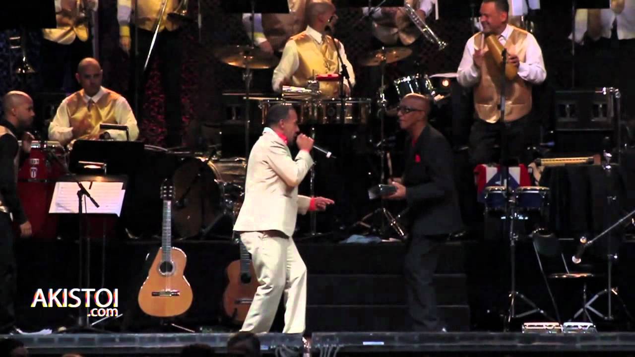 LUISITO CARRION  Y ROBERTO ROENA EN SUS 30 Años  -  A BAILAR