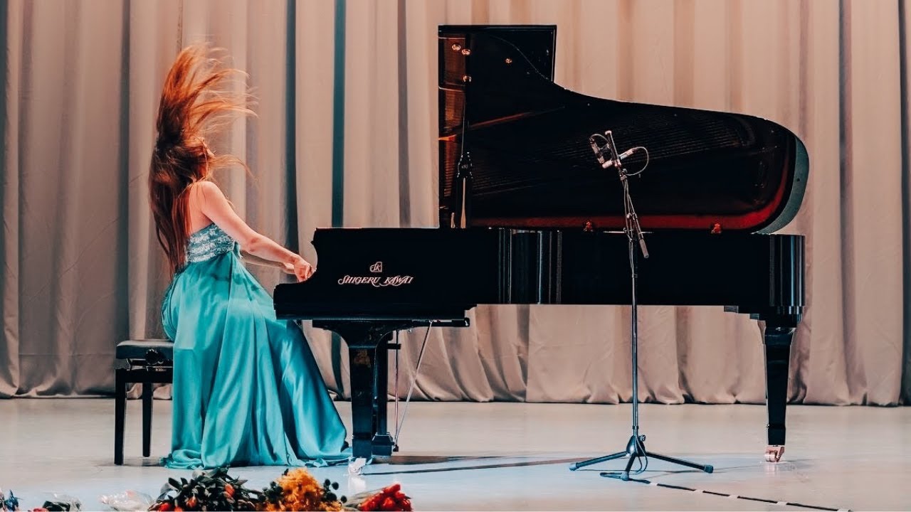 Elizaveta Frolova - Scriabin Vers la flamme