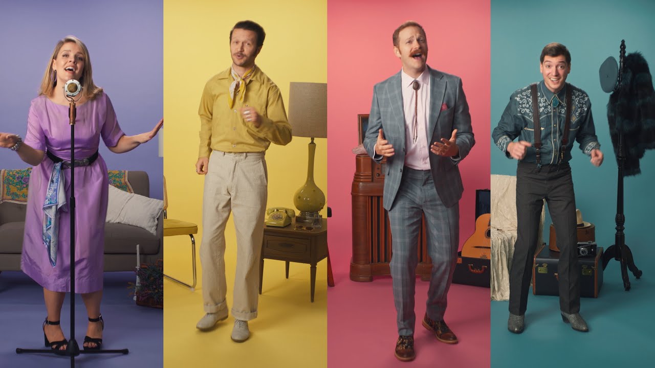 The Swing Orchestra's colorful performance  - When I Grow Too Old To Dream