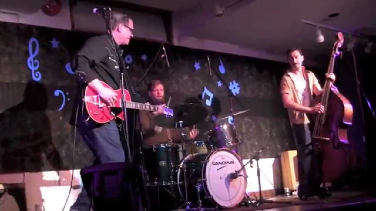 ♡ Make Sweet Love ♡ (rockabilly style)  ⚡ COUSIN HARLEY rocks HORNBY ⚡ (18 )