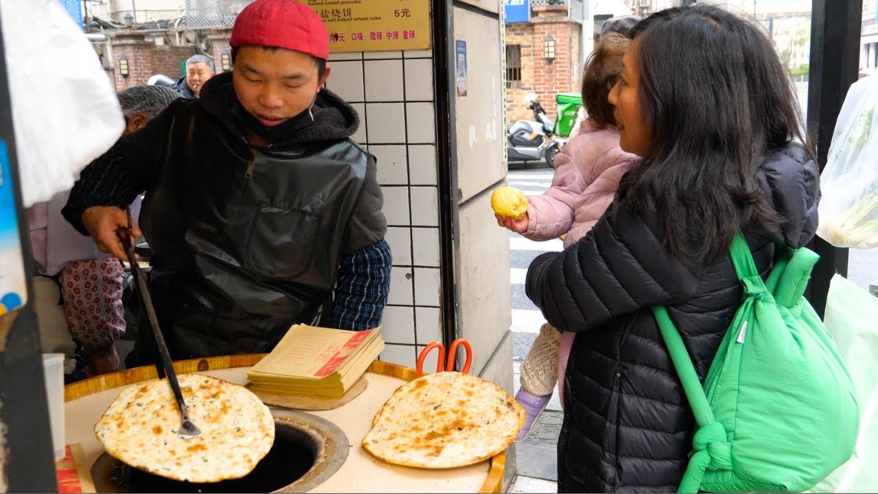 Shanghai’s Tastiest Street Food Corner | 4 Street Foods Within 4 Metres