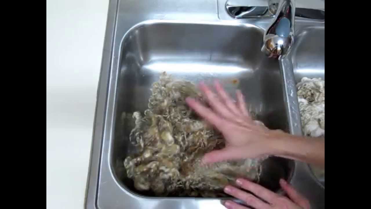 How to wash or scour wool with Unicorn Power Scour