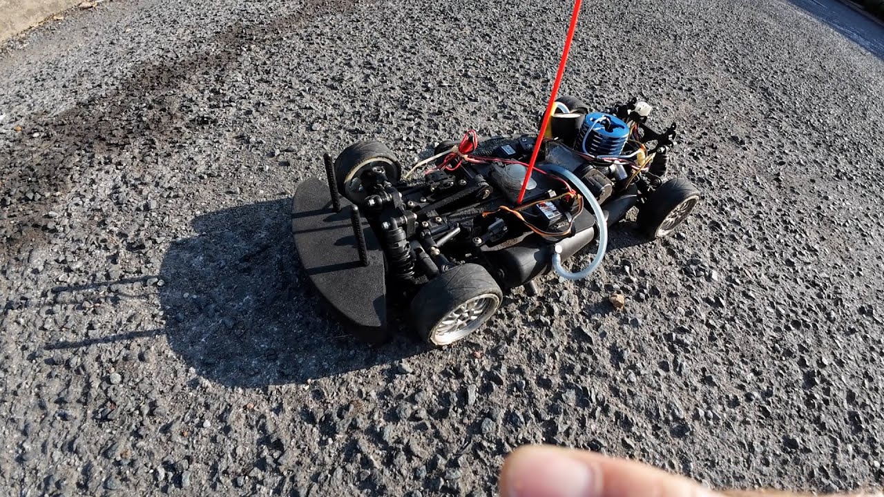 Traxxas 4 Tec NITRO RC CAR RUNS LIKE A DREAM!