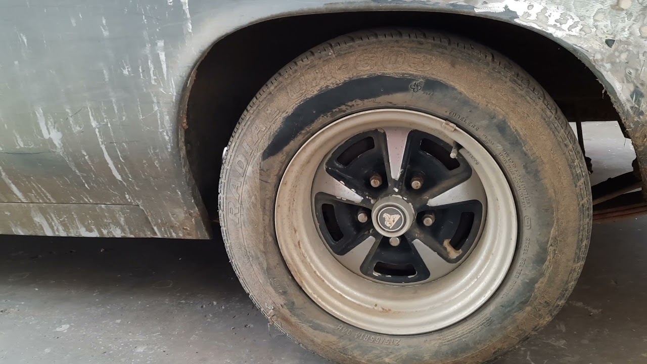 Holden WB Van quarter panel replacement and restoration