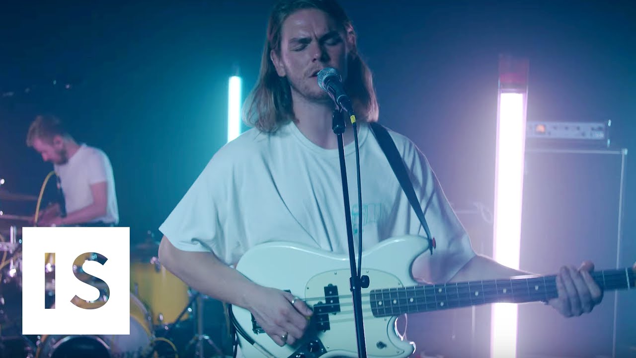 MAKE FRIENDS // In Stereo Sessions