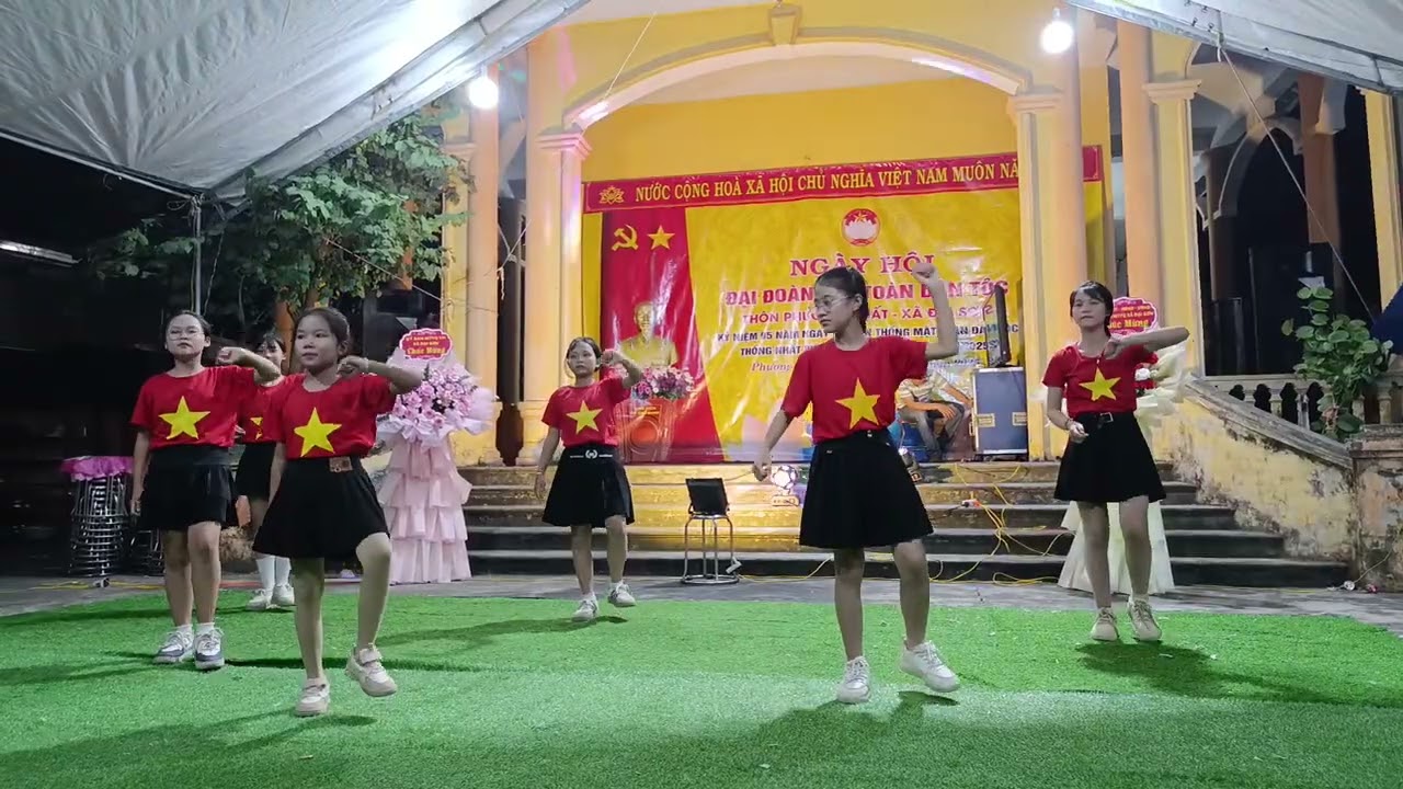 Ngày hội đại đoàn kết thôn Phương Quất