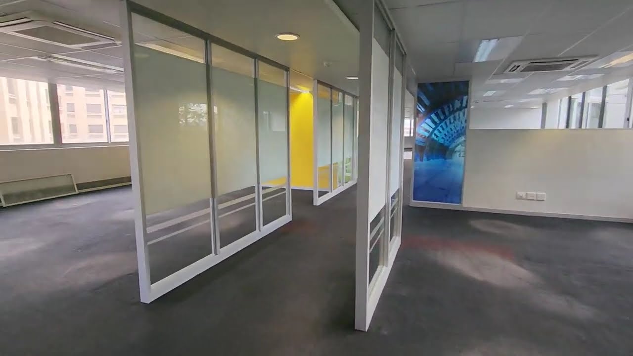 Office suite of 1459 m2 to let in the heart of Centurion, expansive entertainment balconies