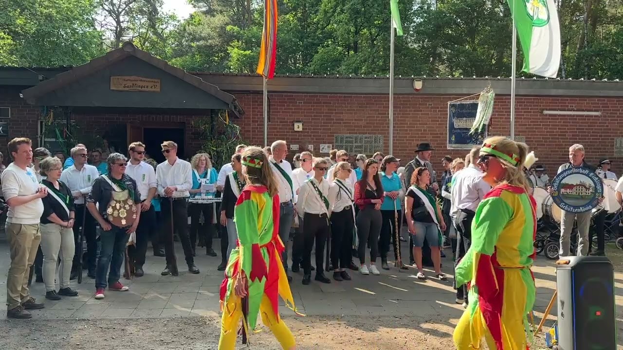 Sch&uuml;tzenfest Eicklingen - Eierbraten und K&ouml;nigsproklamation mit Zeltaufmarsch