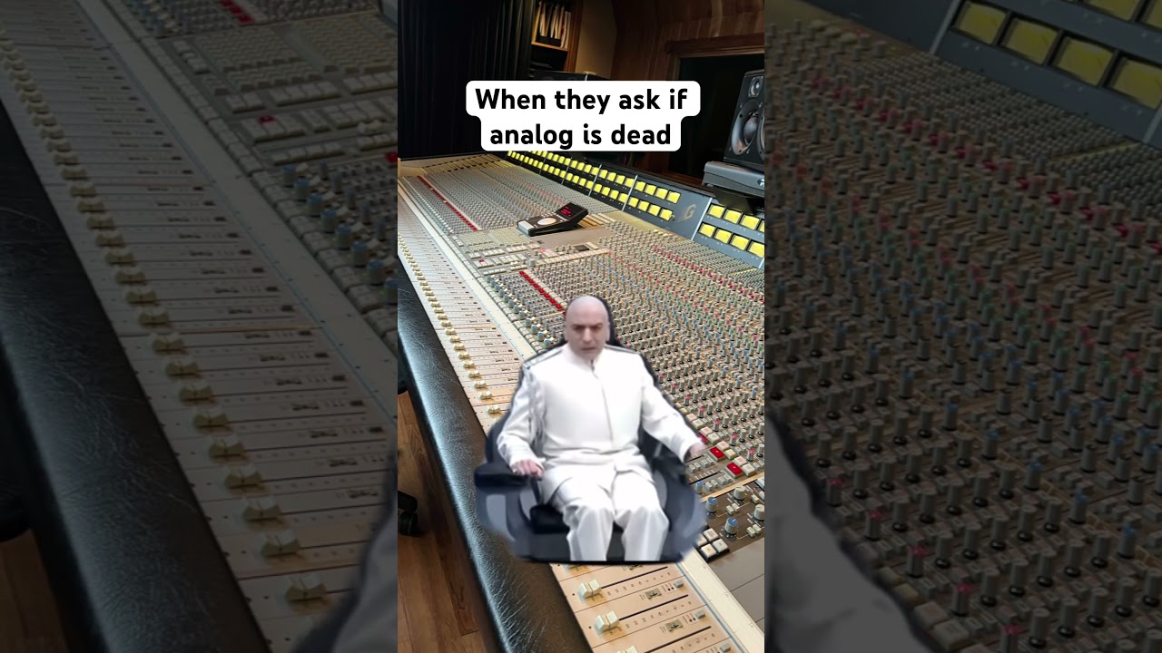 😂😂😂 #MixingEngineer #analog #console #audio #RecordingEngineer #MixTip #JoeCarrell