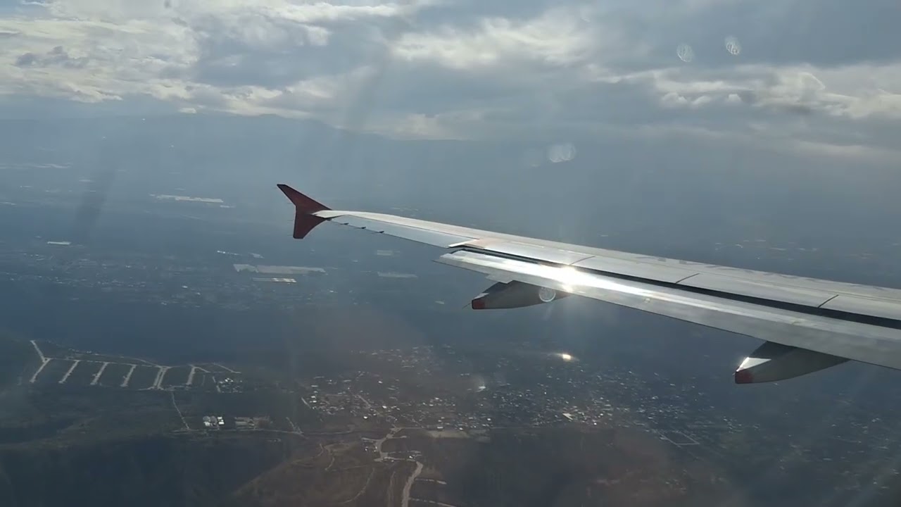 Aterrizaje Airbus A320 Avianca Ecuador en Quito (UIO) 🇪🇨. Agosto 2025