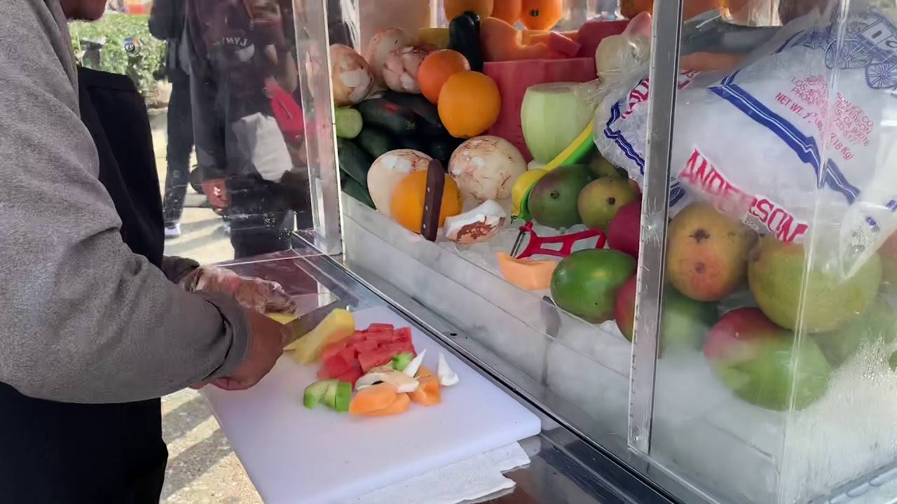 爱上墨西哥水果杯 fall in love with Mexican fruit cup in LA