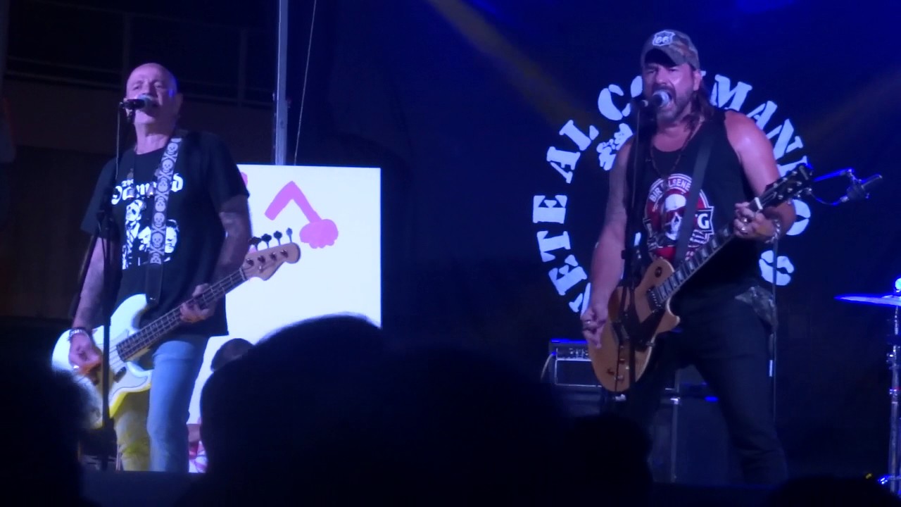 Commando 9mm - Suena Bang + Jenny Jenny  29/07/2017  XI Esplurock Fest