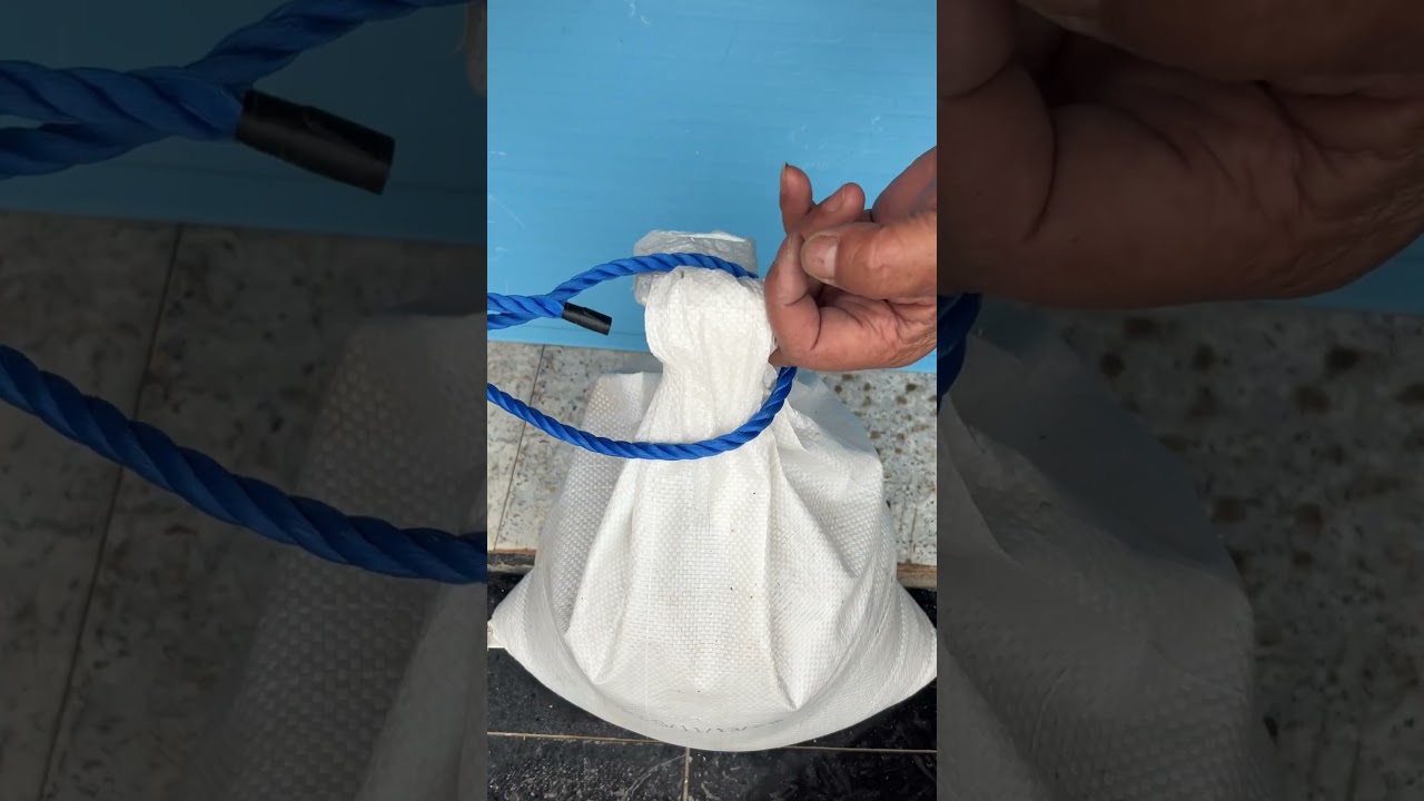 A brilliant way to tie a closing knot!