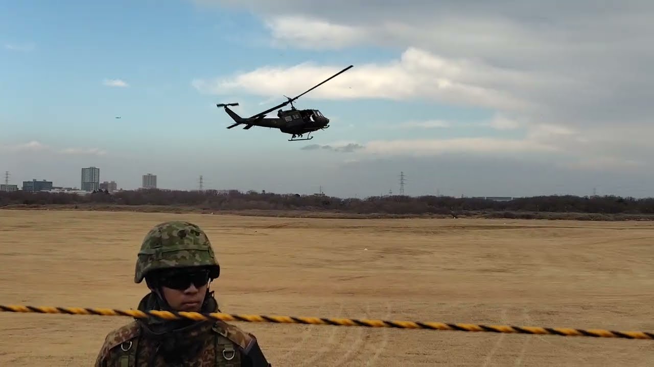 AH-1S  UH-1 降下訓練始め2026