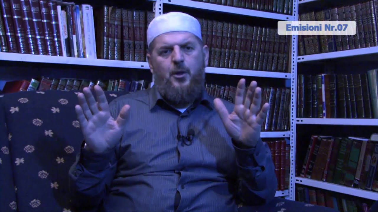 A lejohet me qëndru me ni tavolin me atë që han mish derri dhe pin alkool? - Dr. Shefqet Krasniqi