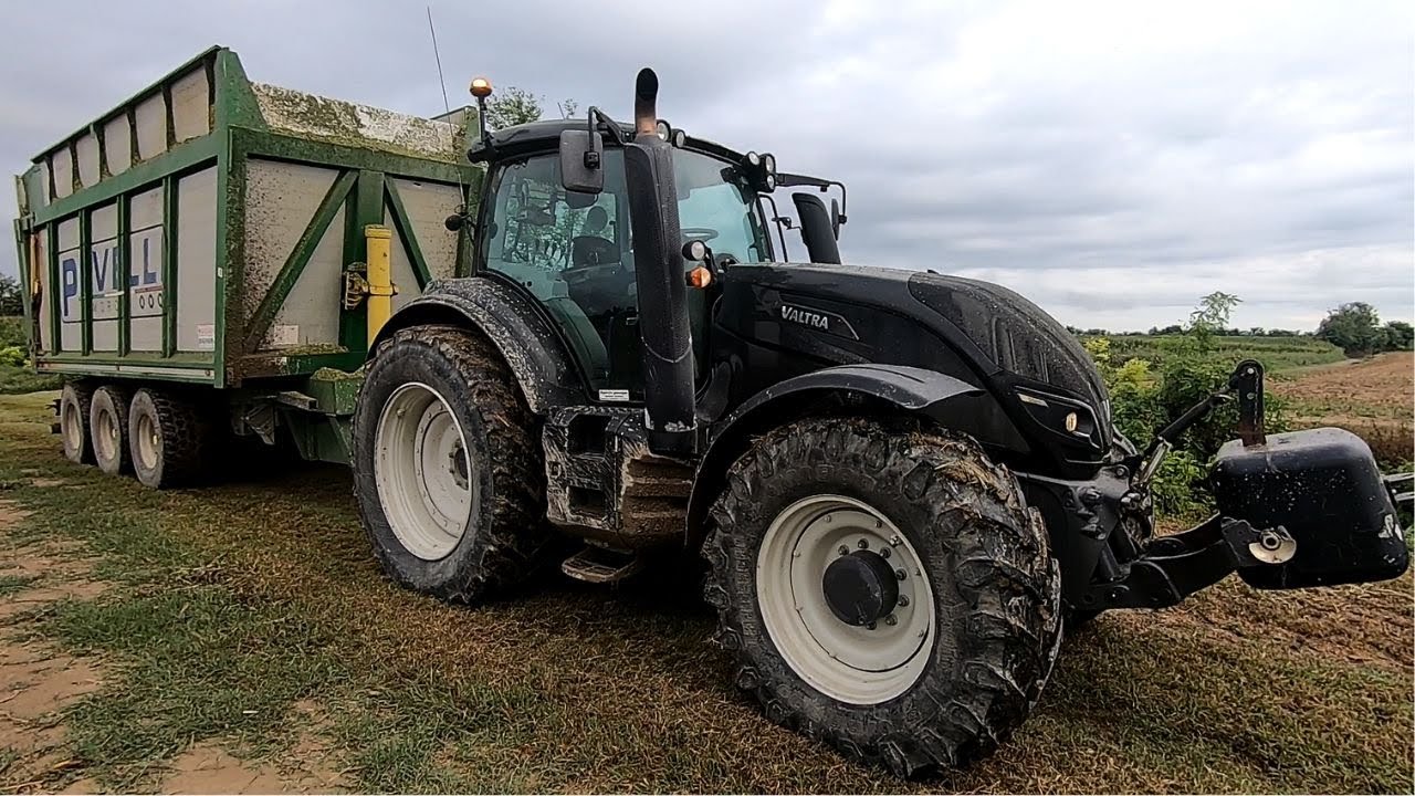 Valtra T154 Active, Overview and Exhaust Sound - Mais Silage 2024