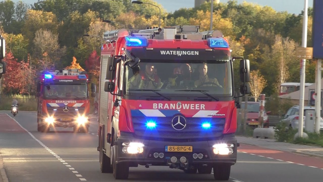 (GRIP1) 23/10/2022 Vele Hulpdiensten massaal onderweg naar Zeer Grote Brand Leeuwenstein Delft