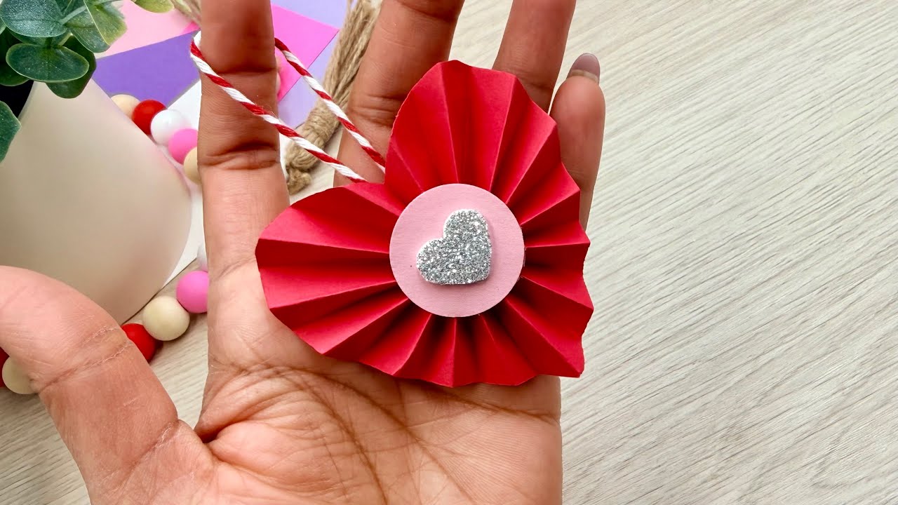 DIY rosette heart | DIY accordion heart | Paper heart decoration fo valentines day