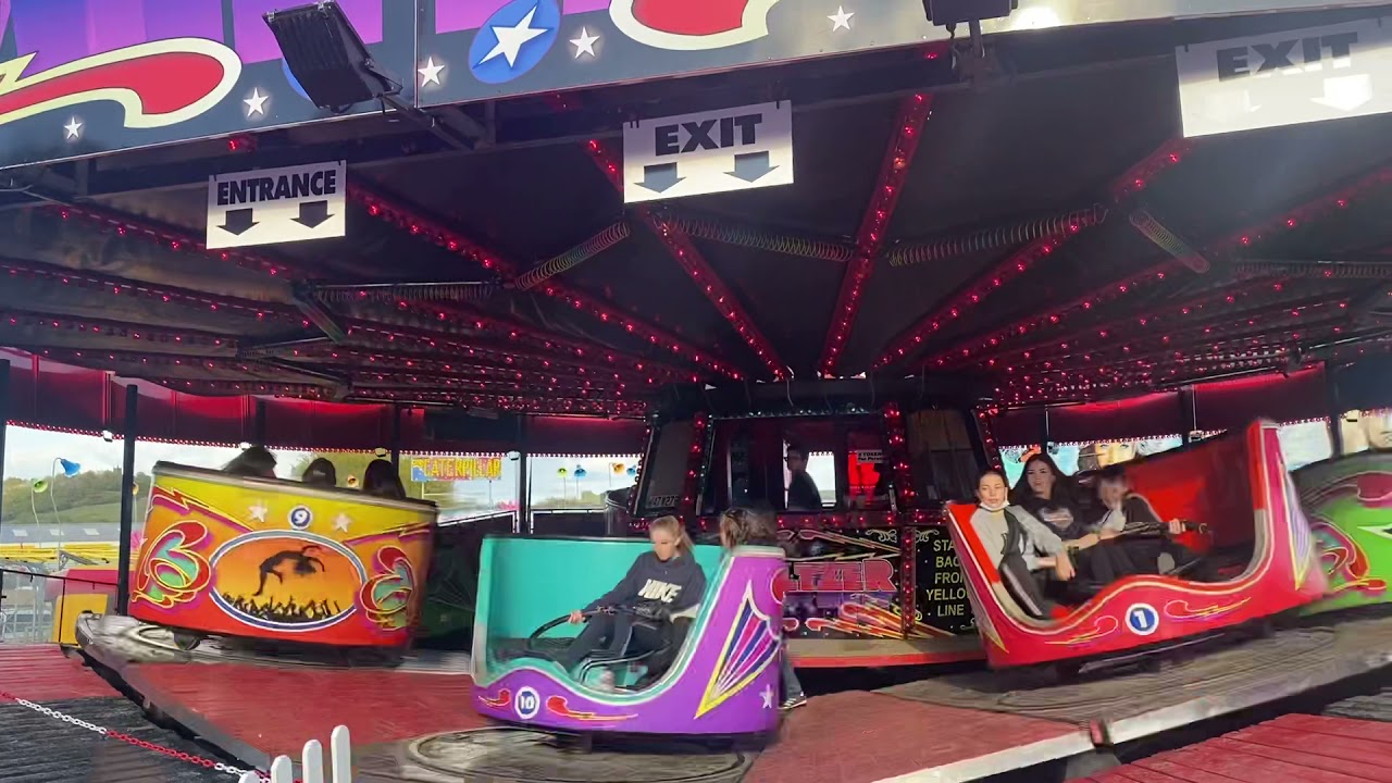 Waltzer off ride merryhill funfair 2021