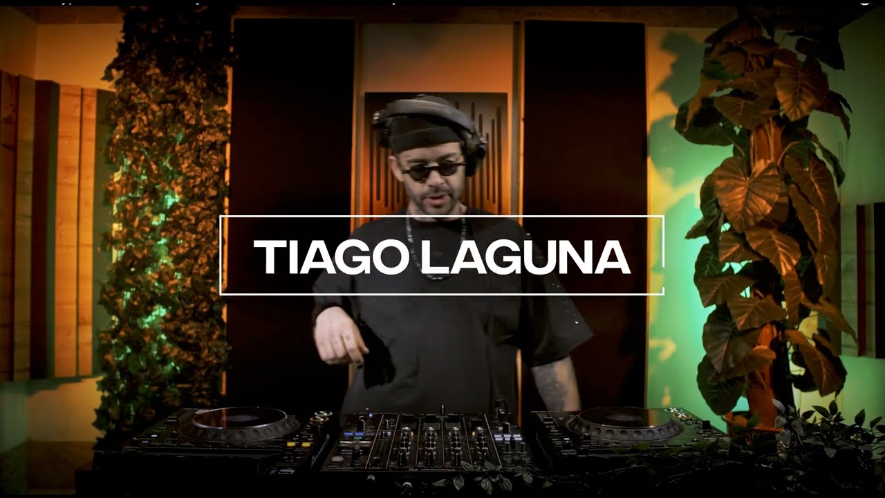 Raw & Hypnotic Techno Mix by TIAGO LAGUNA | Swell Weekly Forecast #18