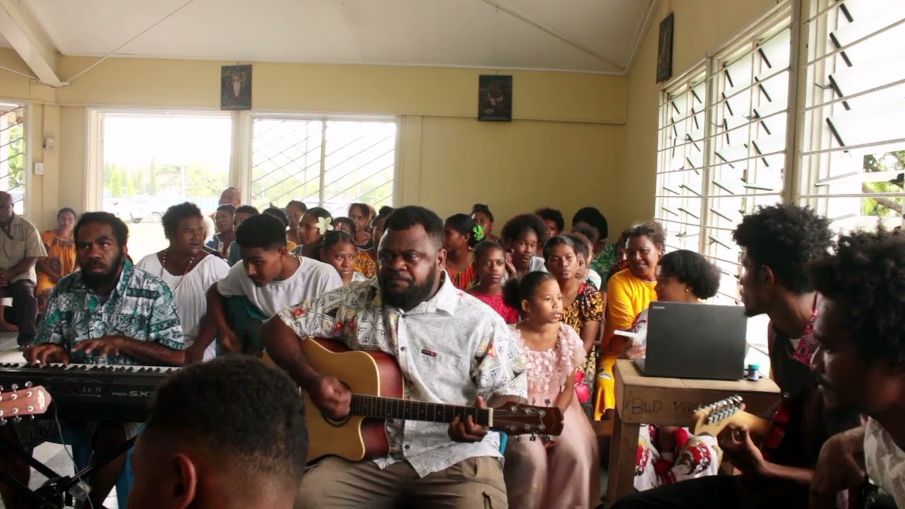 KISIM OFA HIA  (sung by Saint Pauls Music Ministry stage 6 Gerehu)