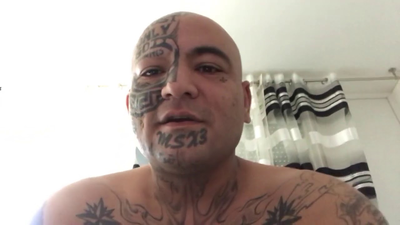 DUMMSTE NAZIS KOMMEN AUS DORTMUND; FRAGT VMANN BANDIDO NOMAD DOGE& LA HONRA VMANN DANNY HASE PEPKOCH